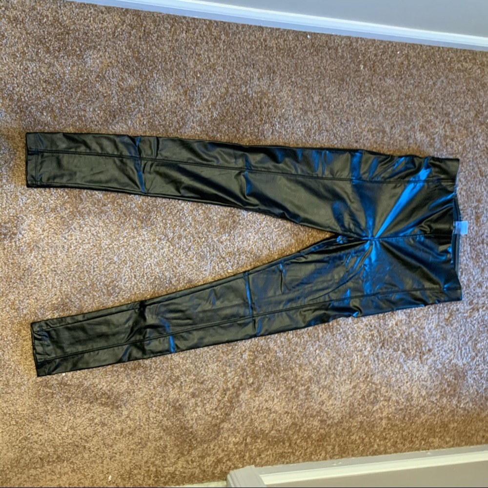 David Lerner rights Size Medium